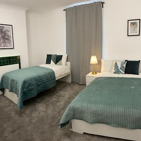 Guest Rooms In Camden Town Лондон Екстер'єр фото